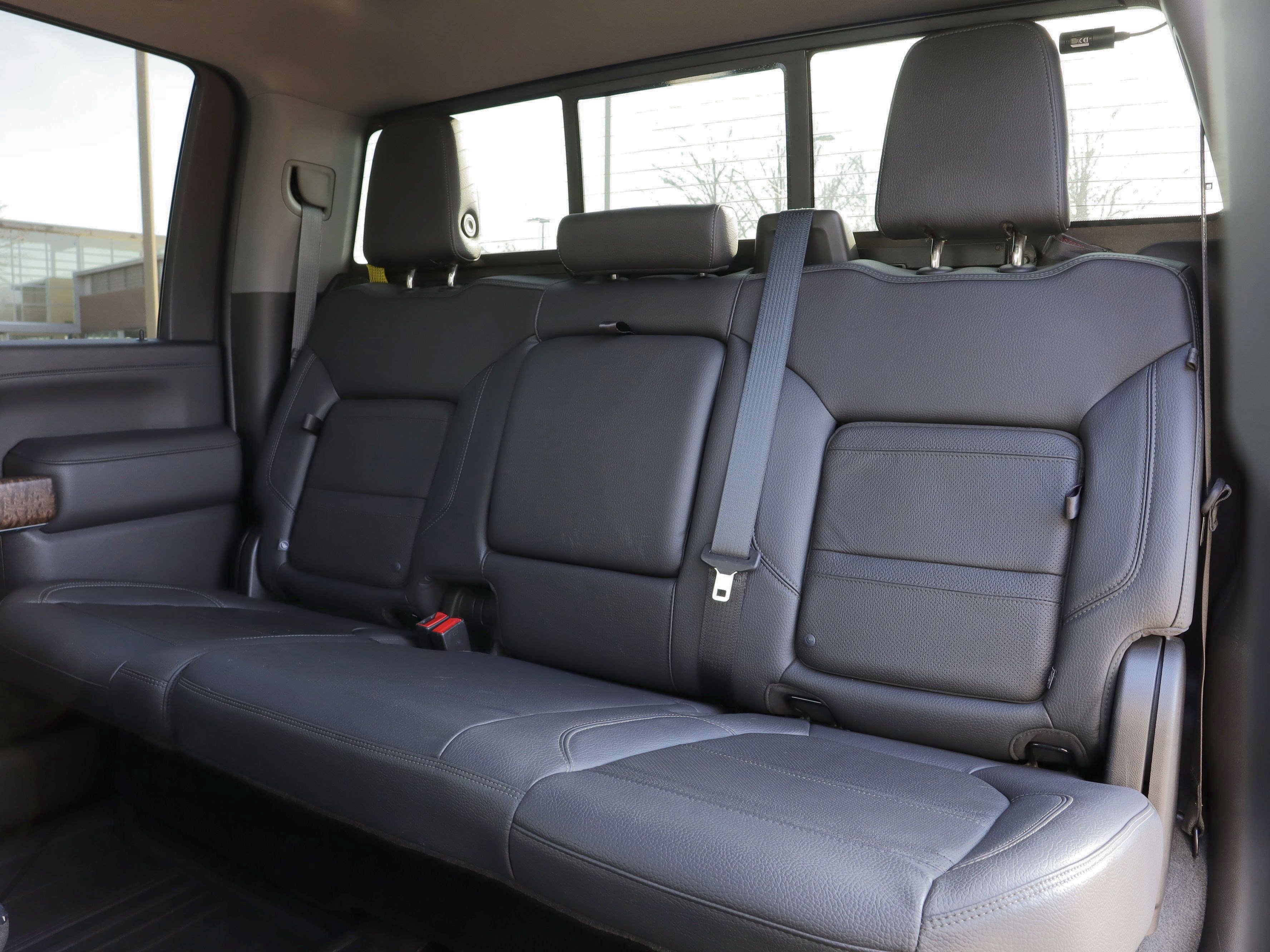 Used 2021 GMC Sierra 2500 Denali w/ Denali Ultimate Package image 9