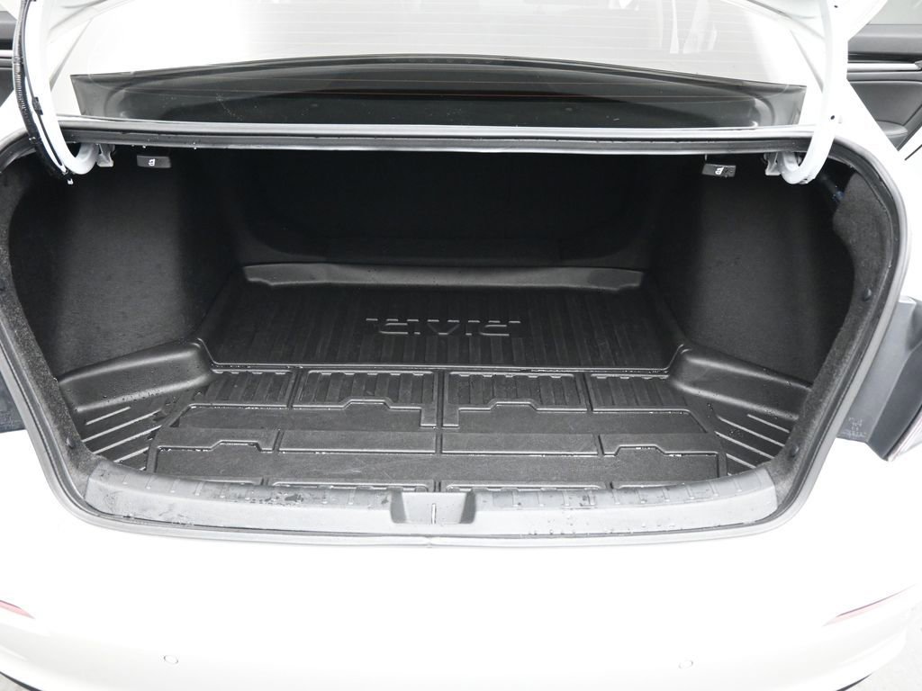 Used 2024 Honda Civic Touring image 21