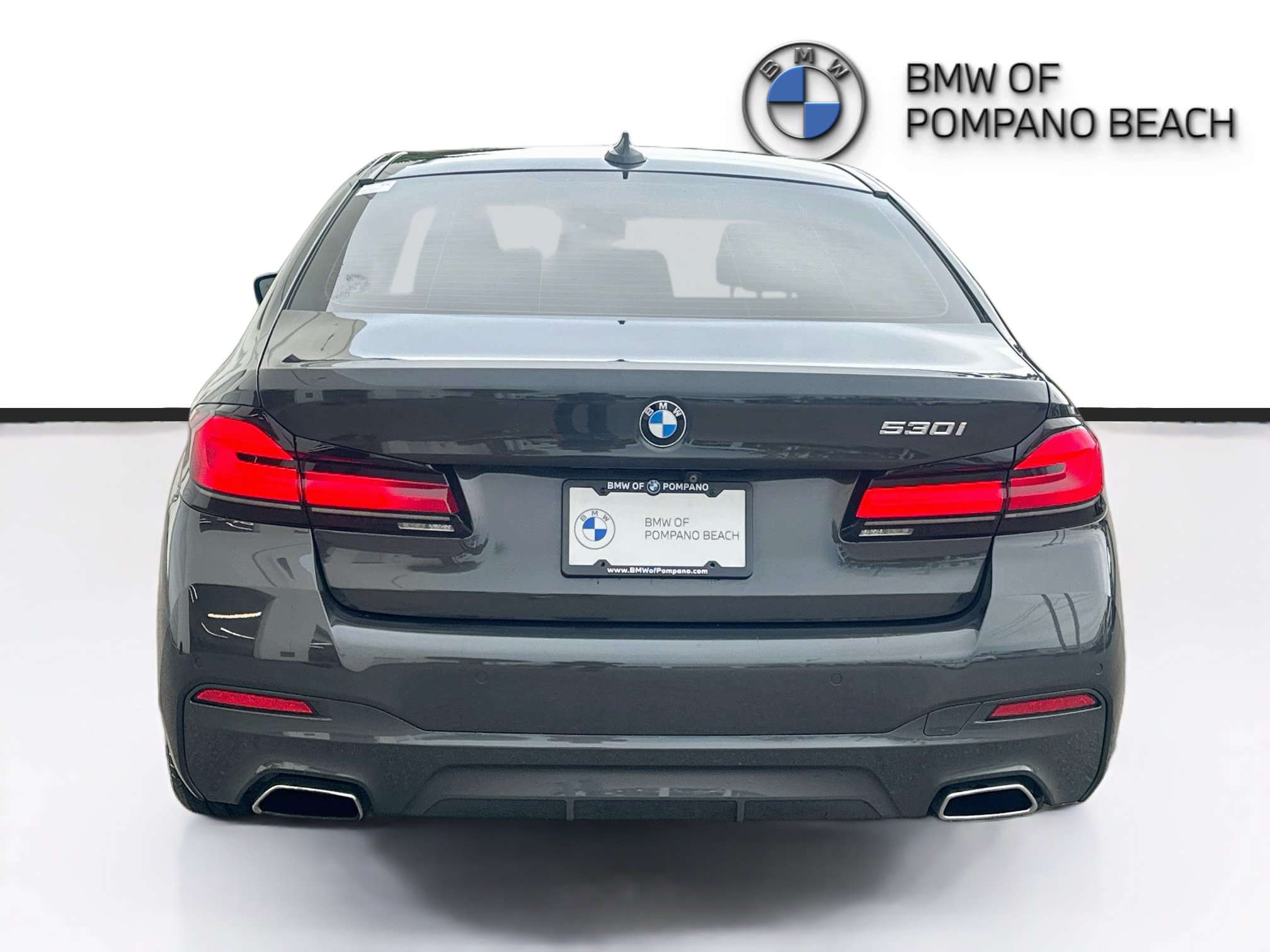 Used 2021 BMW 530i w/ M Sport Package RWD image 6