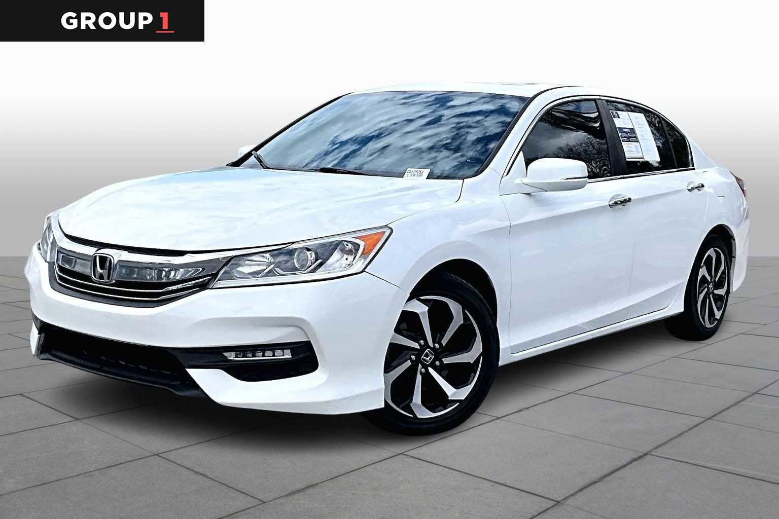 Used 2016 Honda Accord EX image 1