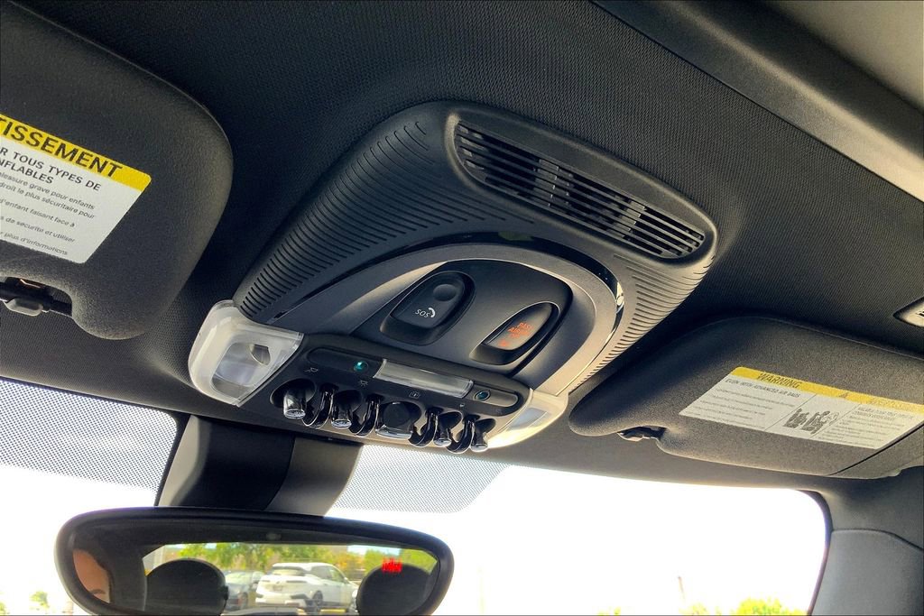 Certified 2024 MINI Cooper SE image 34