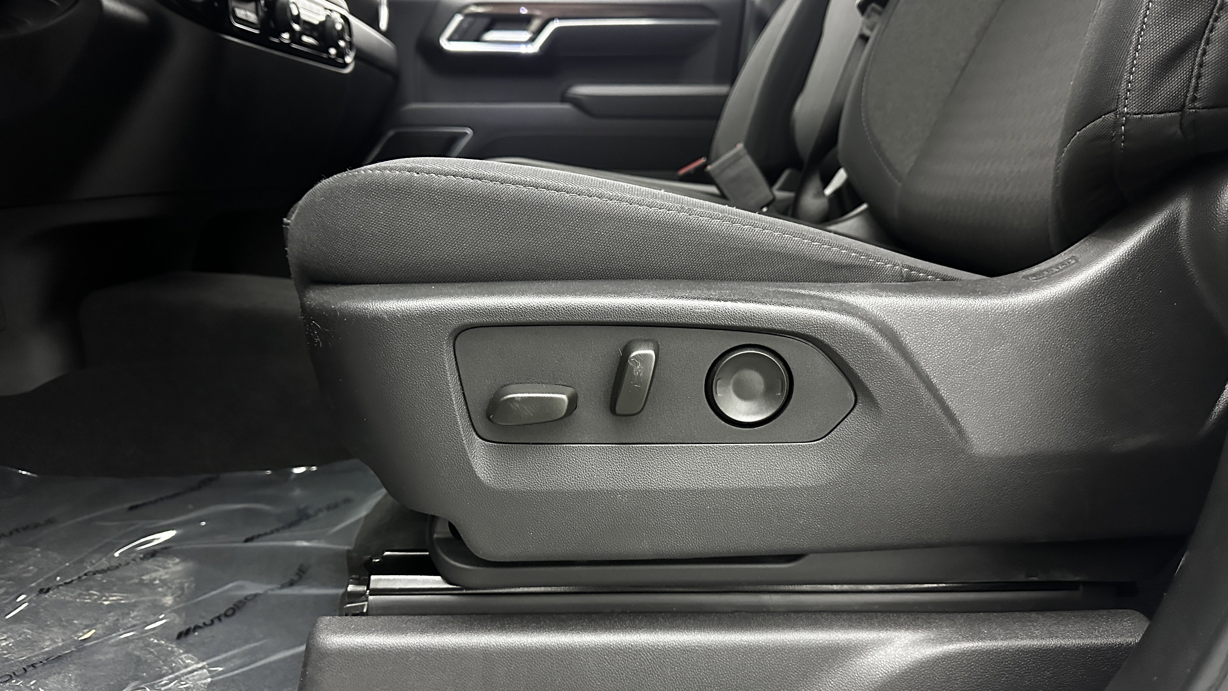 Used 2026 Chevrolet Silverado 1500 RST image 13