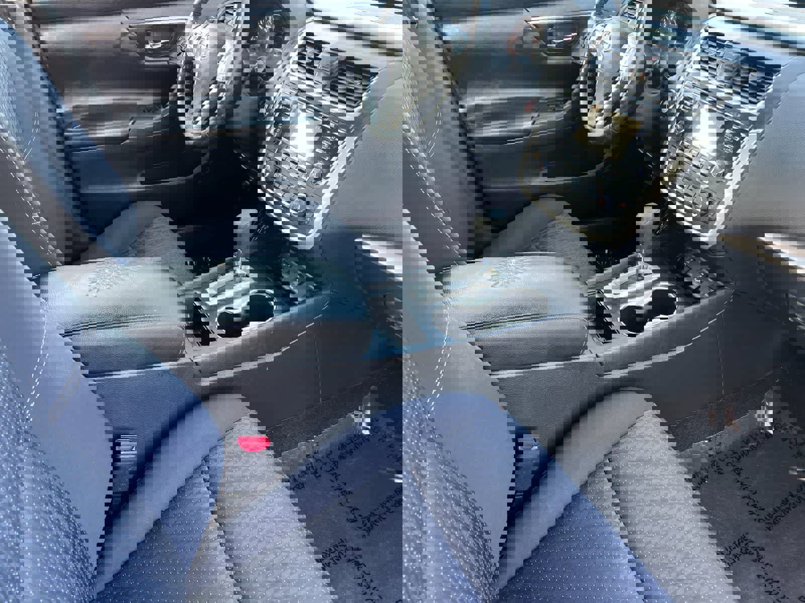 Used 2017 Nissan Altima 2.5 SV w/ Interior Lighting Package image 16