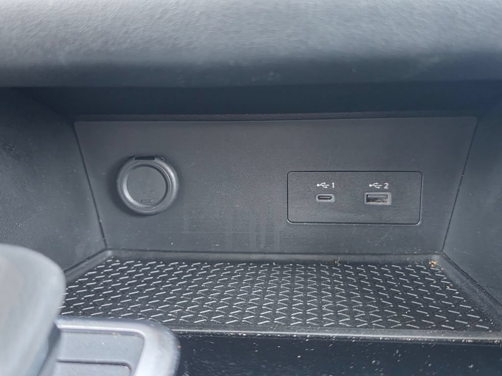 Used 2024 Nissan Pathfinder SV FWD image 29