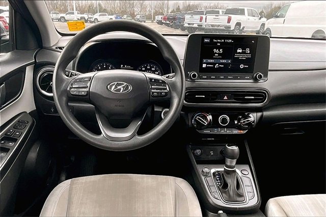 Used 2023 Hyundai Kona SEL image 8