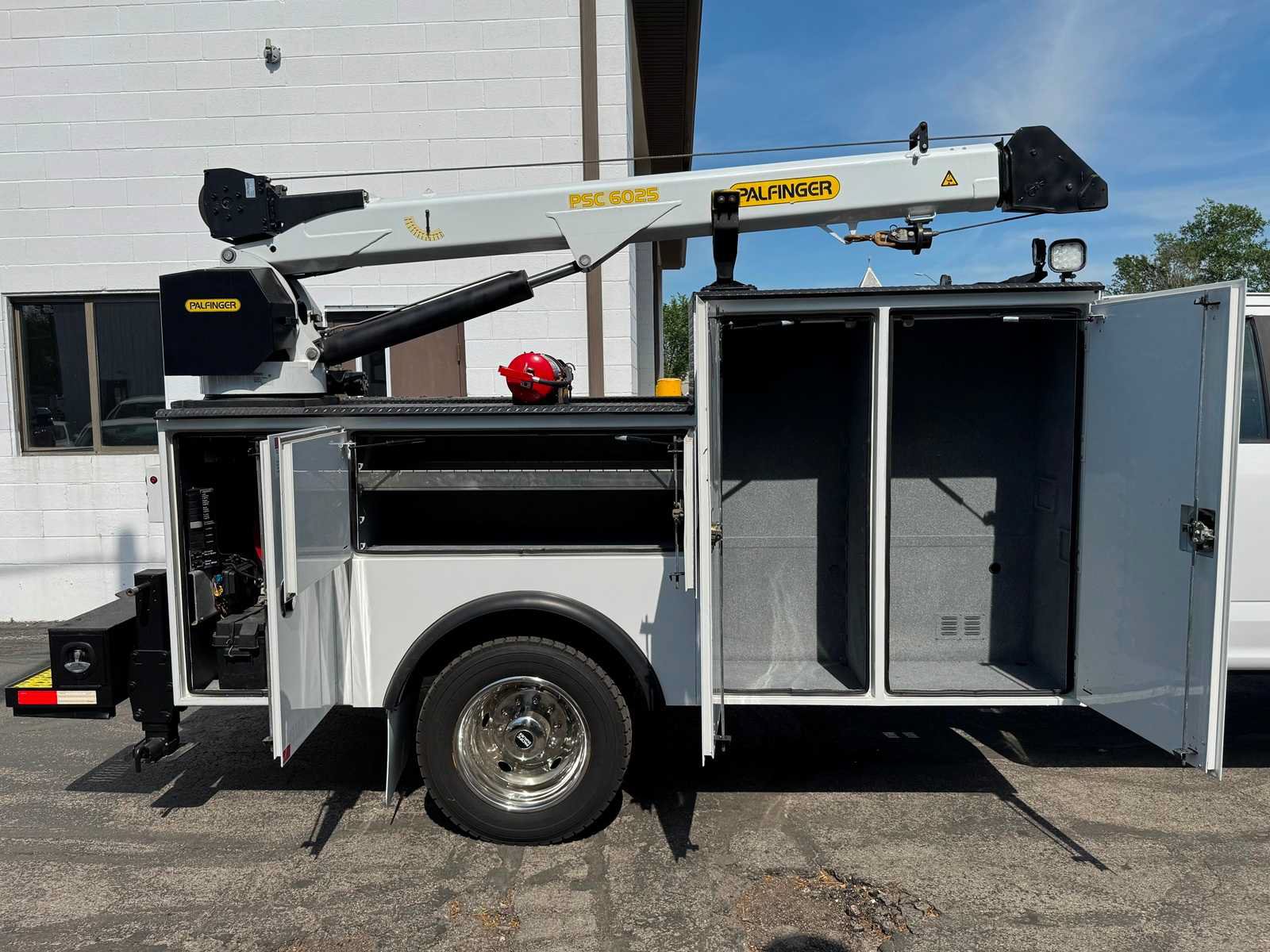 Used 2019 Ford F550 4x4 SuperCab Super Duty image 13
