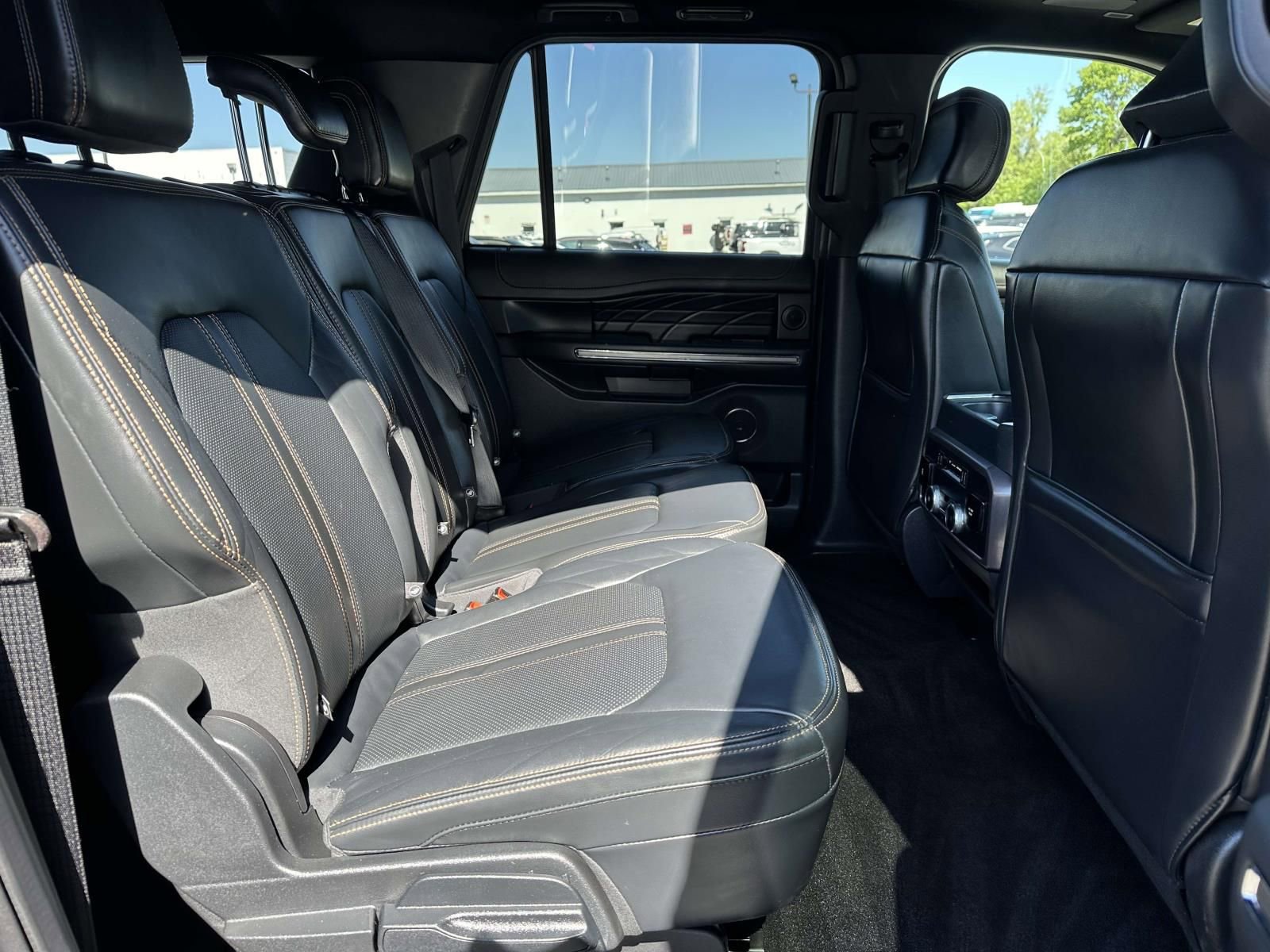 Used 2022 Ford Expedition Max Platinum AWD/4WD image 25
