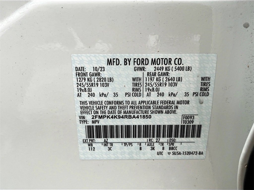 Used 2024 Ford Edge Titanium image 32