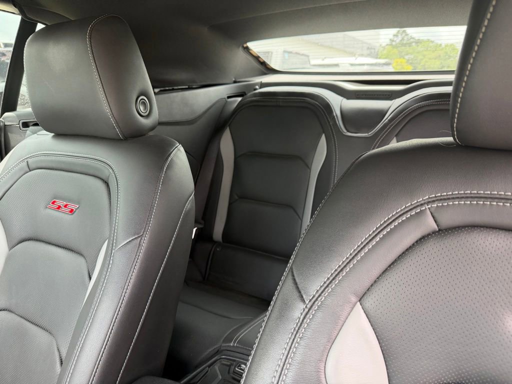 Used 2023 Chevrolet Camaro SS RWD image 15