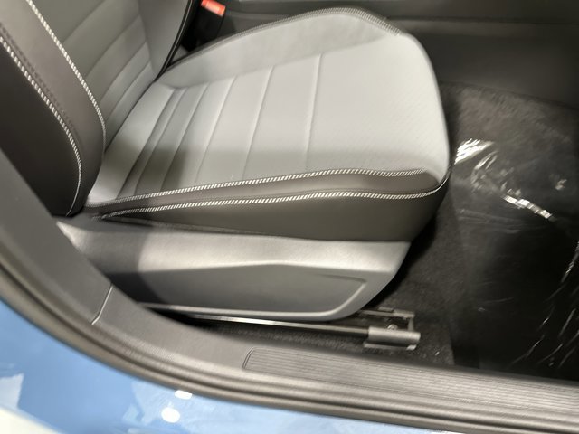 New 2026 Volkswagen Jetta SE image 37