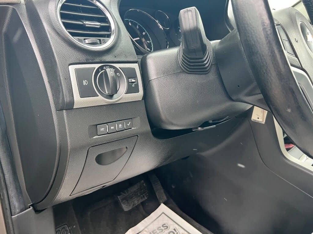 Used 2012 Chevrolet Captiva Sport LTZ image 13