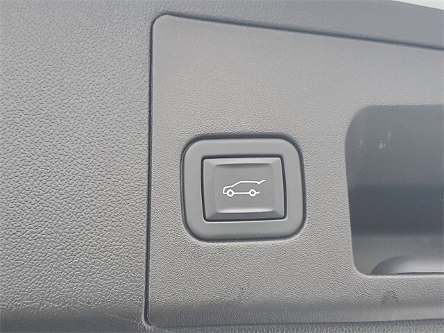 Certified 2023 Cadillac XT5 Sportv w/ LPO, Floor Liner Package image 8