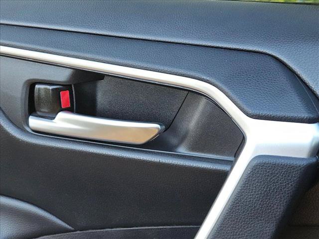 Used 2024 Toyota RAV4 XLE w/ Convenience Package FWD image 6