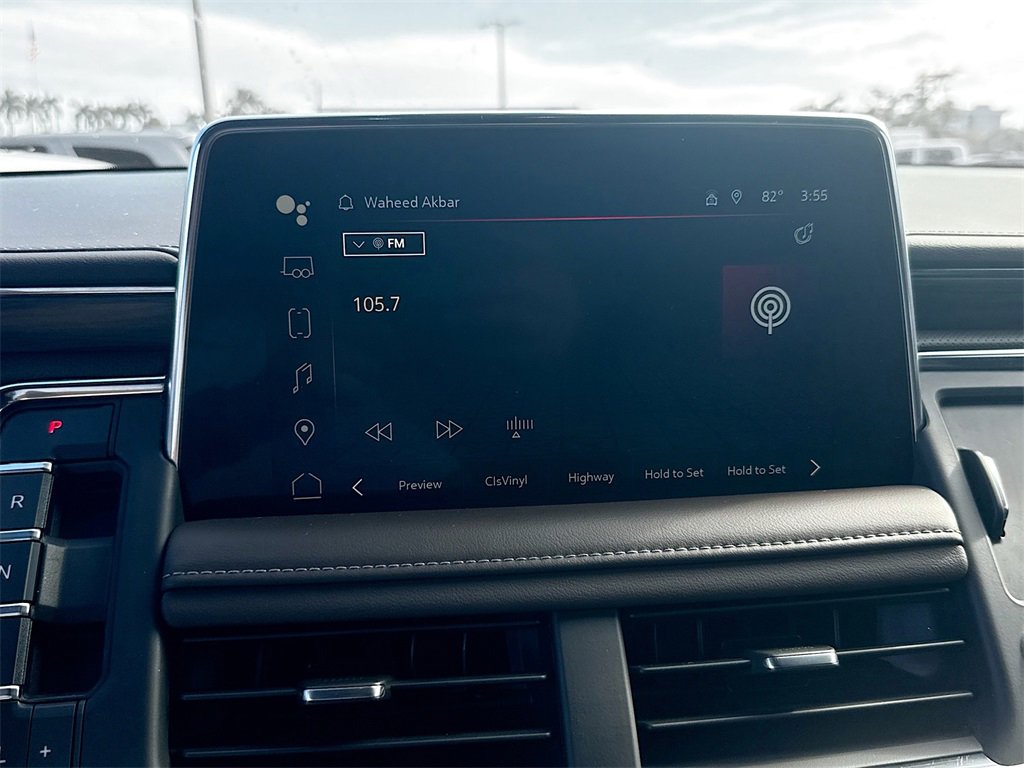 Used 2022 GMC Yukon SLT w/ SLT Luxury Package image 14