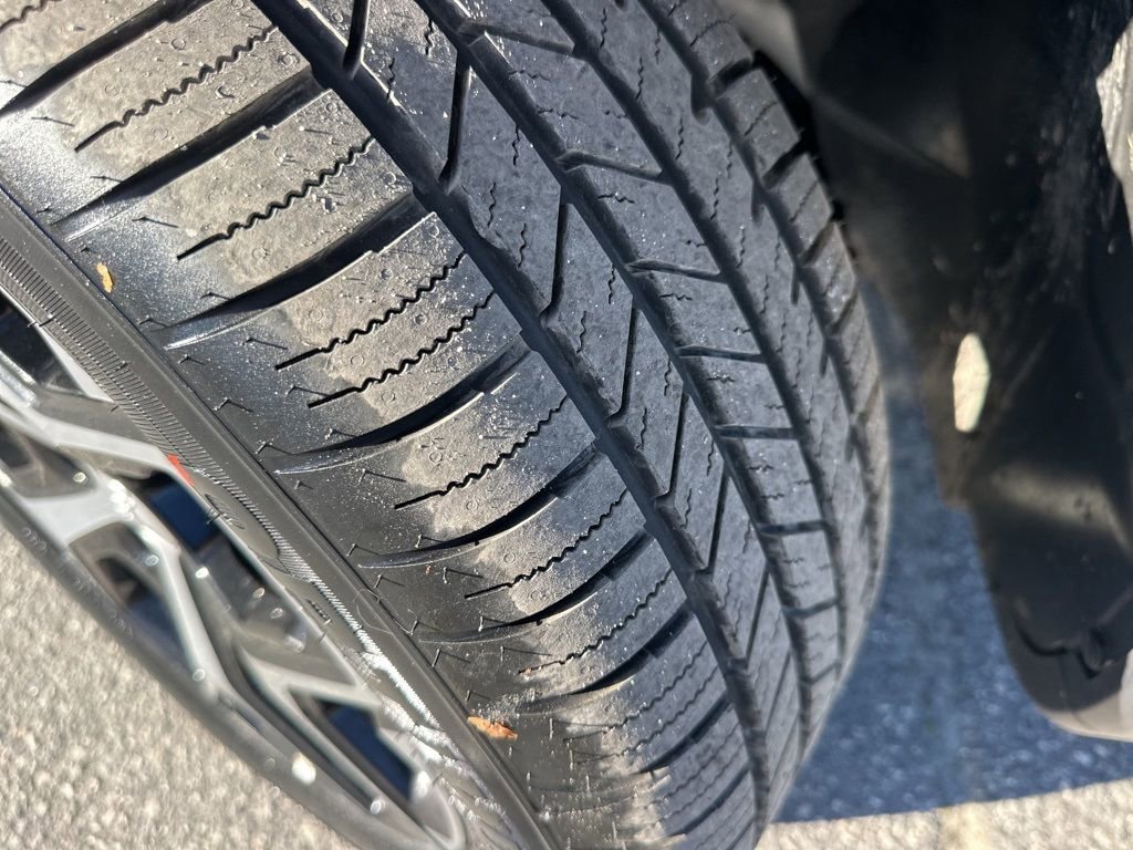 Used 2024 Jeep Compass Limited image 30