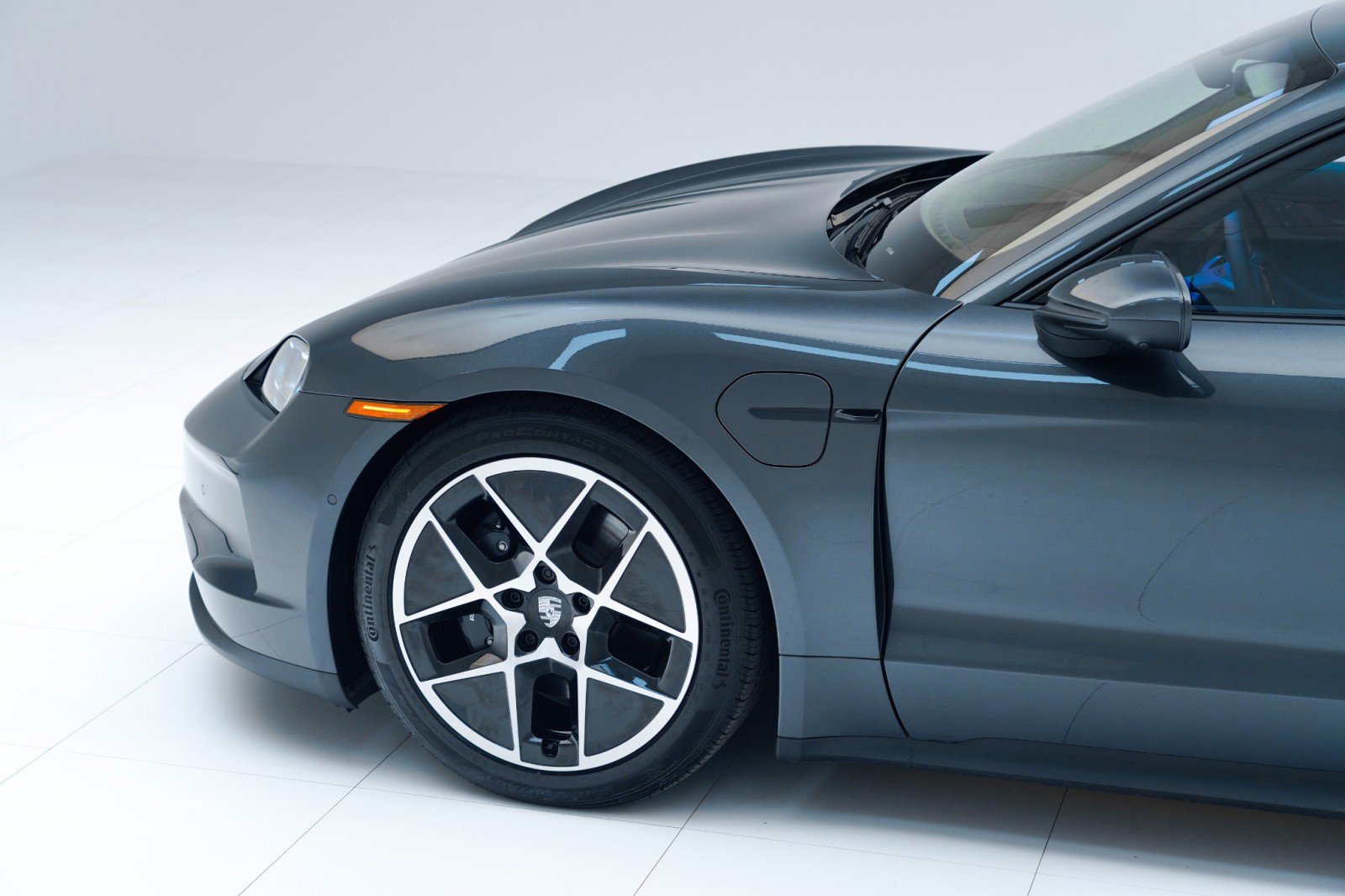 New 2026 Porsche Taycan image 11