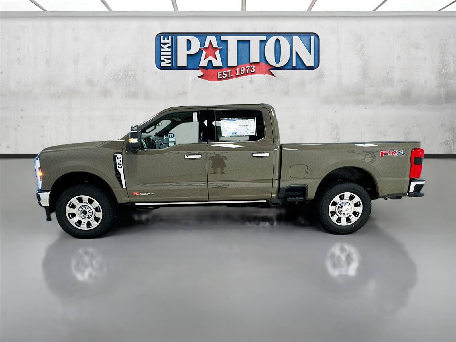 New 2026 Ford F350 King Ranch w/ Chrome Package AWD/4WD image 4