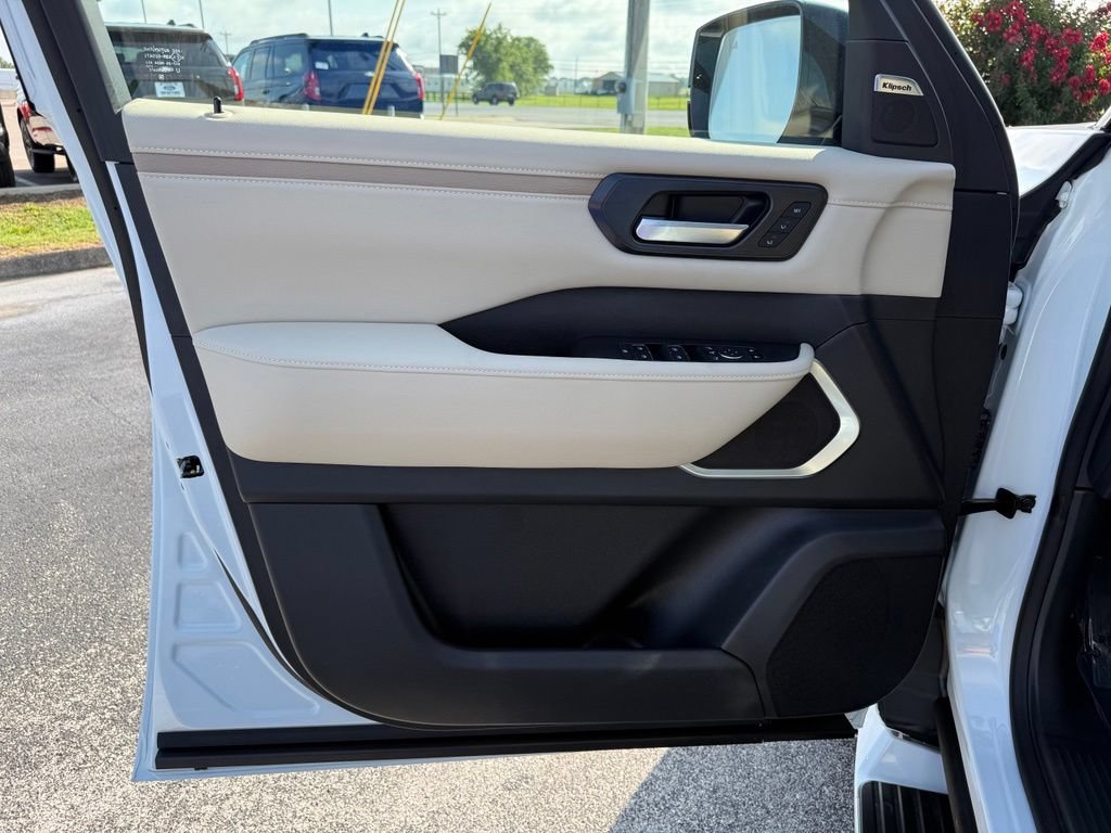 New 2026 Nissan Armada Platinum Reserve AWD/4WD image 8