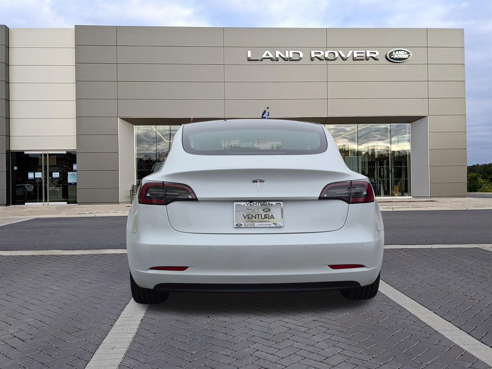 Used 2022 Tesla Model 3 Long Range AWD/4WD image 6