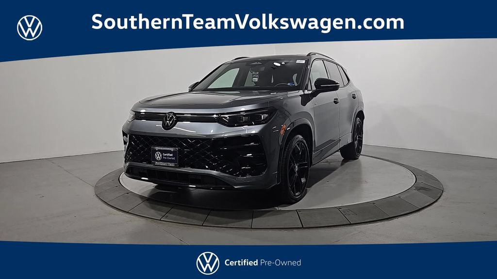 Used 2025 Volkswagen Tiguan SE R-Line