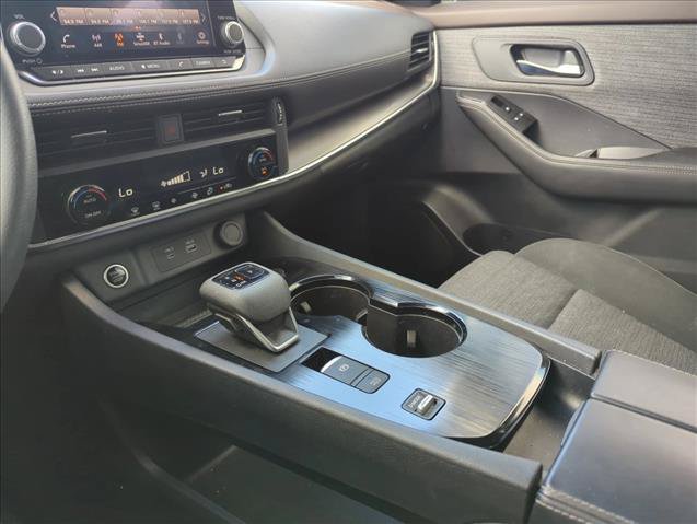 Used 2023 Nissan Rogue SV FWD image 15