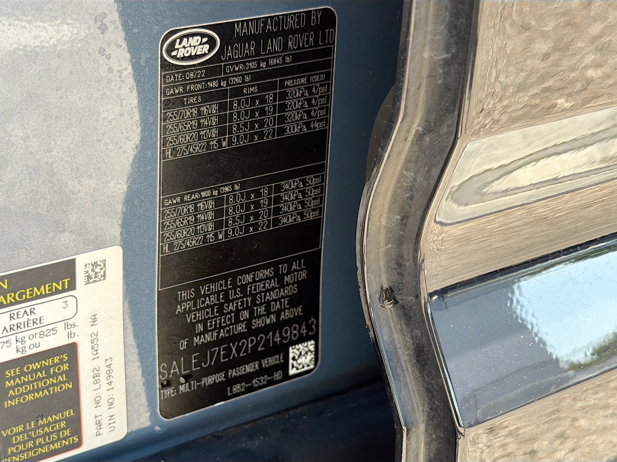 Used 2023 Land Rover Defender 110 S image 43