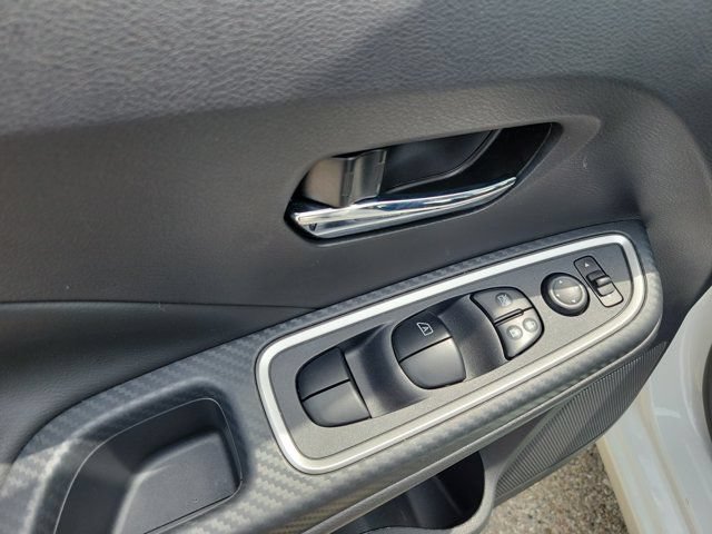 Certified 2025 Nissan Versa SR w/ Trunk Package FWD image 27