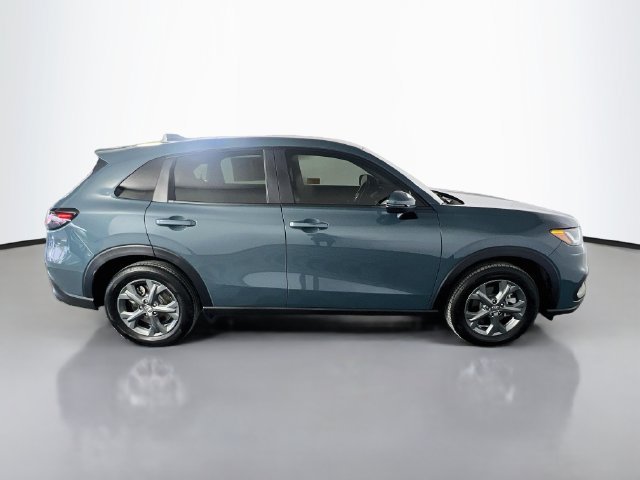 Used 2027 Honda HR-V LX image 9