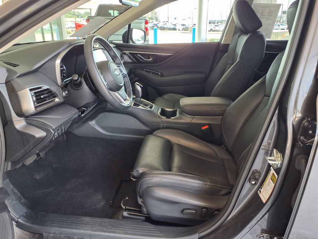 Used 2025 Subaru Outback Limited w/ Popular Package #2 AWD/4WD image 19
