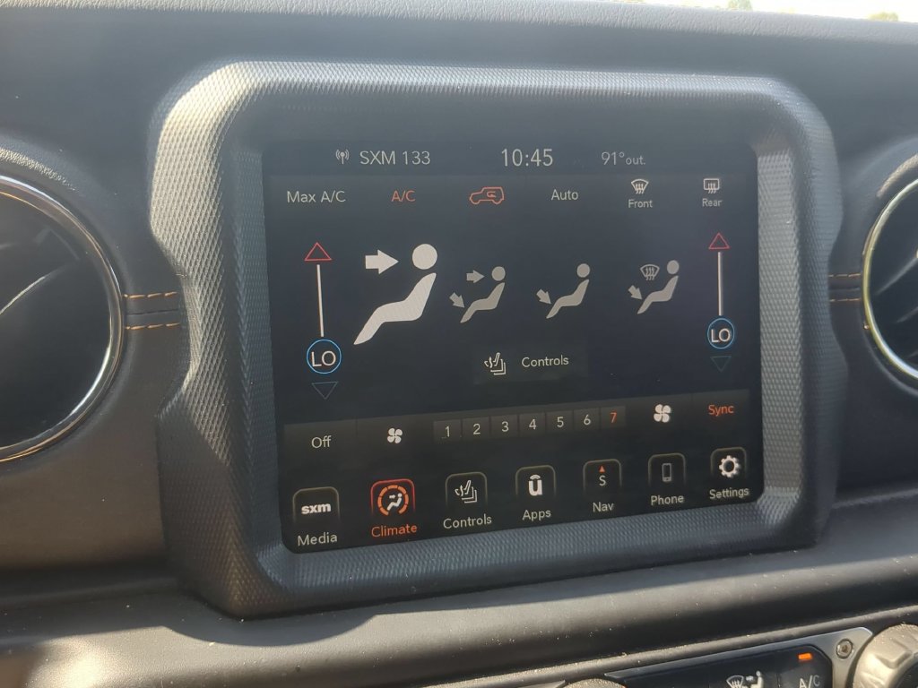 Certified 2023 Jeep Wrangler Unlimited Sahara AWD/4WD image 20