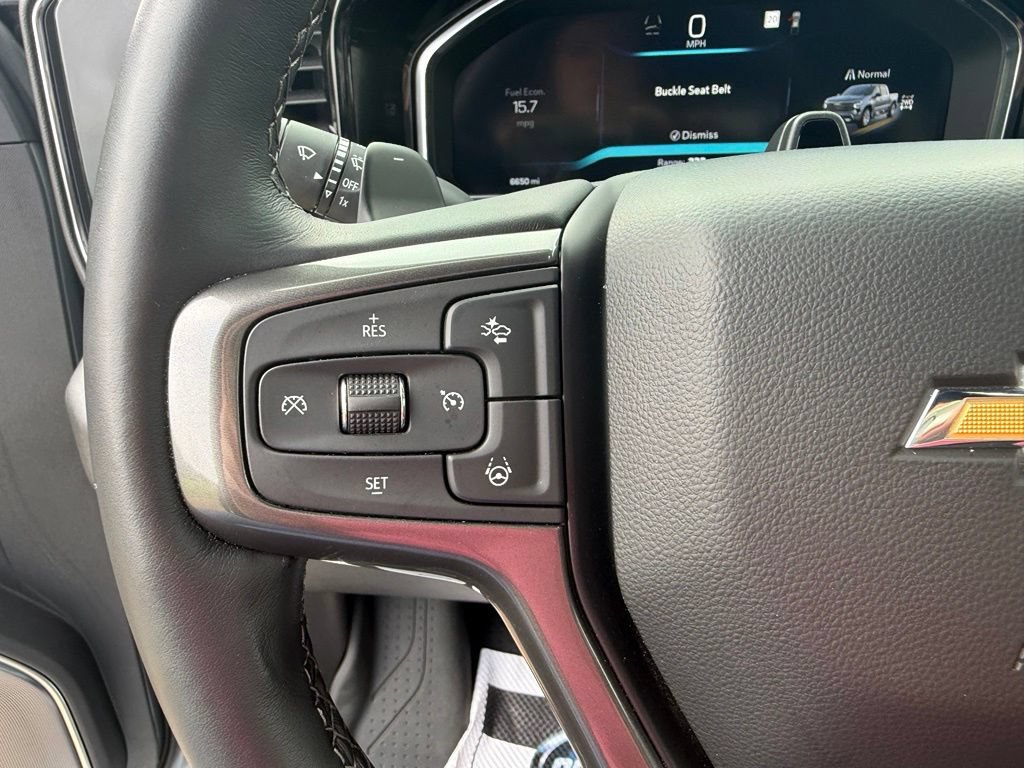 Used 2026 Chevrolet Silverado 1500 High Country w/ Technology Package AWD/4WD image 35