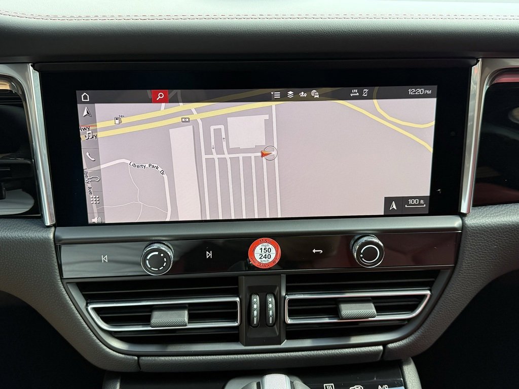 New 2026 Porsche Macan image 15