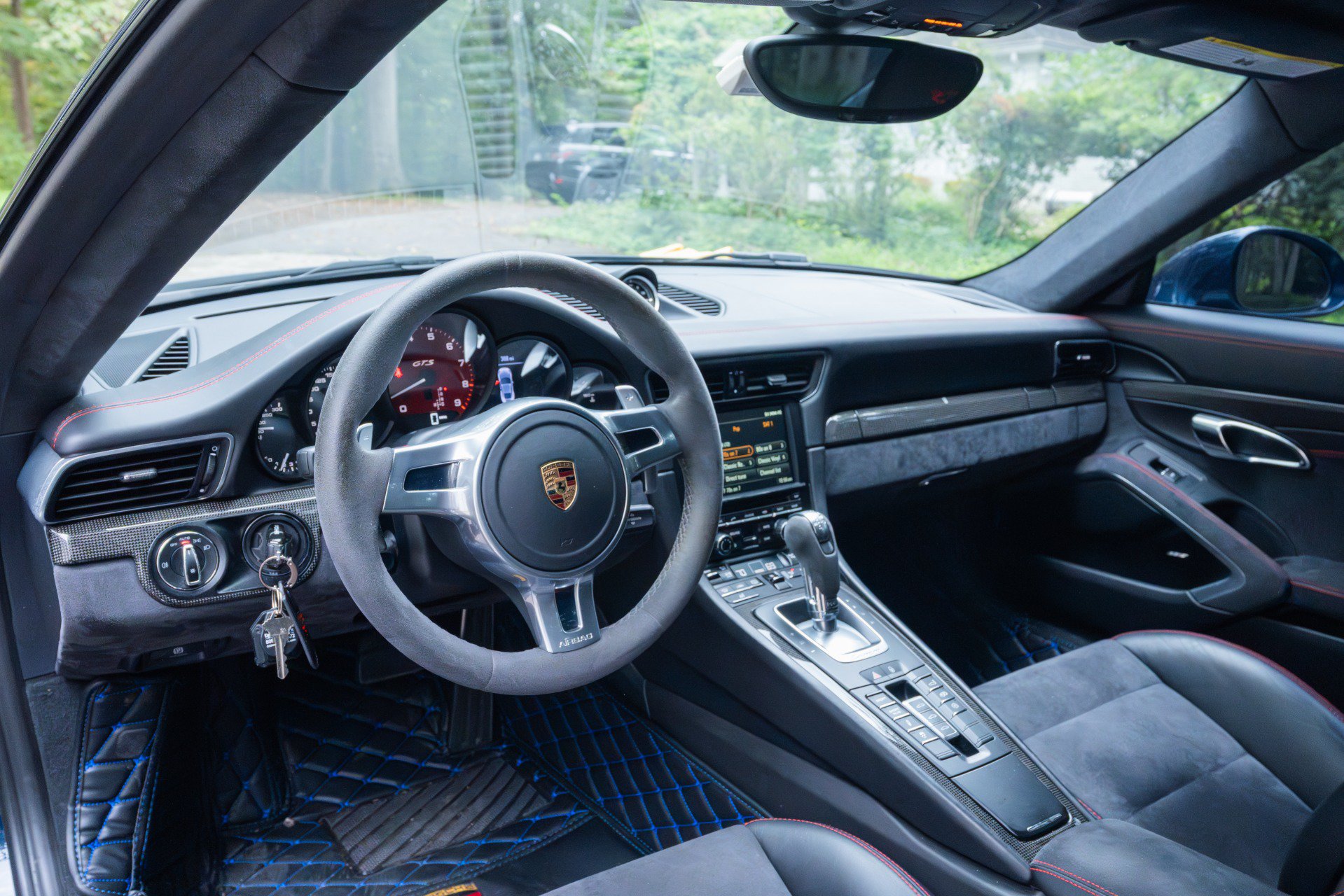 Used 2016 Porsche 911 Carrera GTS RWD image 17