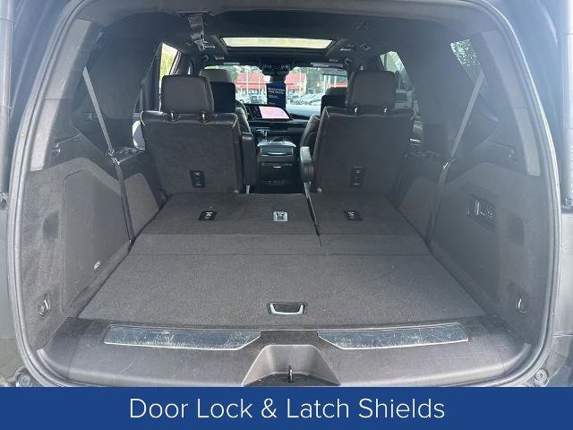 Used 2023 Cadillac Escalade Premium Luxury Platinum image 29