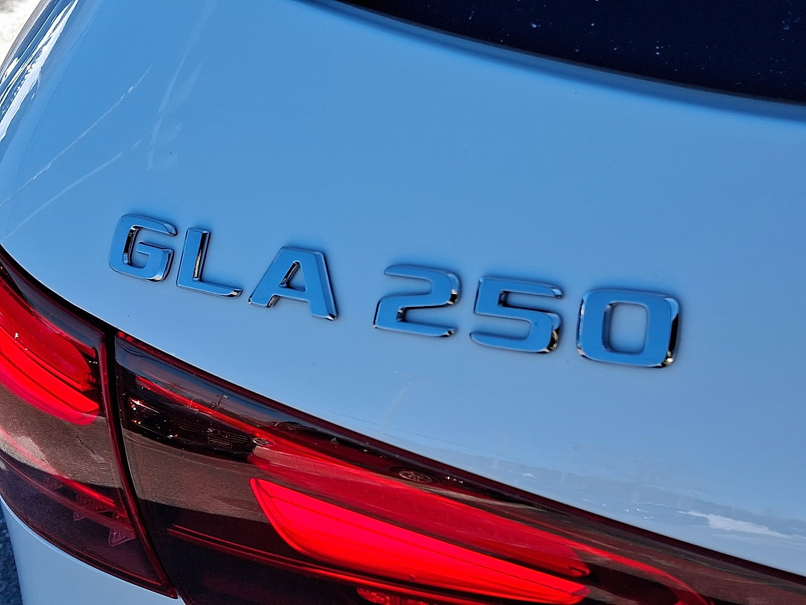 Certified 2026 Mercedes-Benz GLA 250 4MATIC image 30