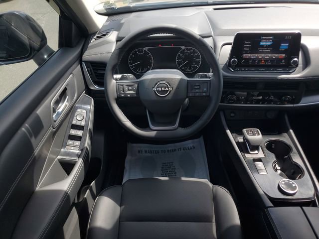 Used 2026 Nissan Rogue SV image 17