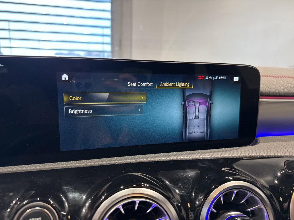 Used 2023 Mercedes-Benz CLA 250 4MATIC image 23