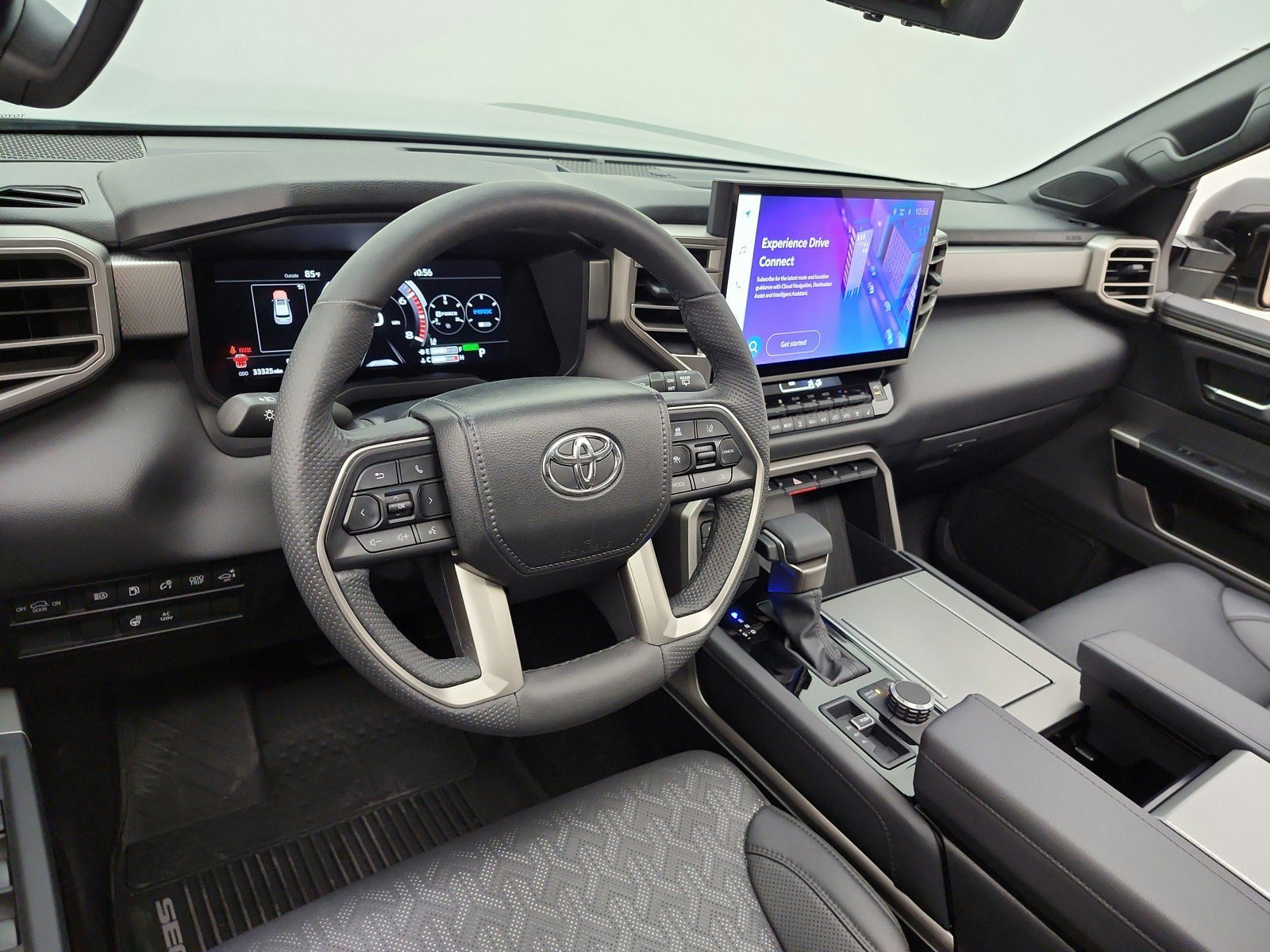 Used 2025 Toyota Sequoia Limited w/ Tow Technology Package AWD/4WD image 14
