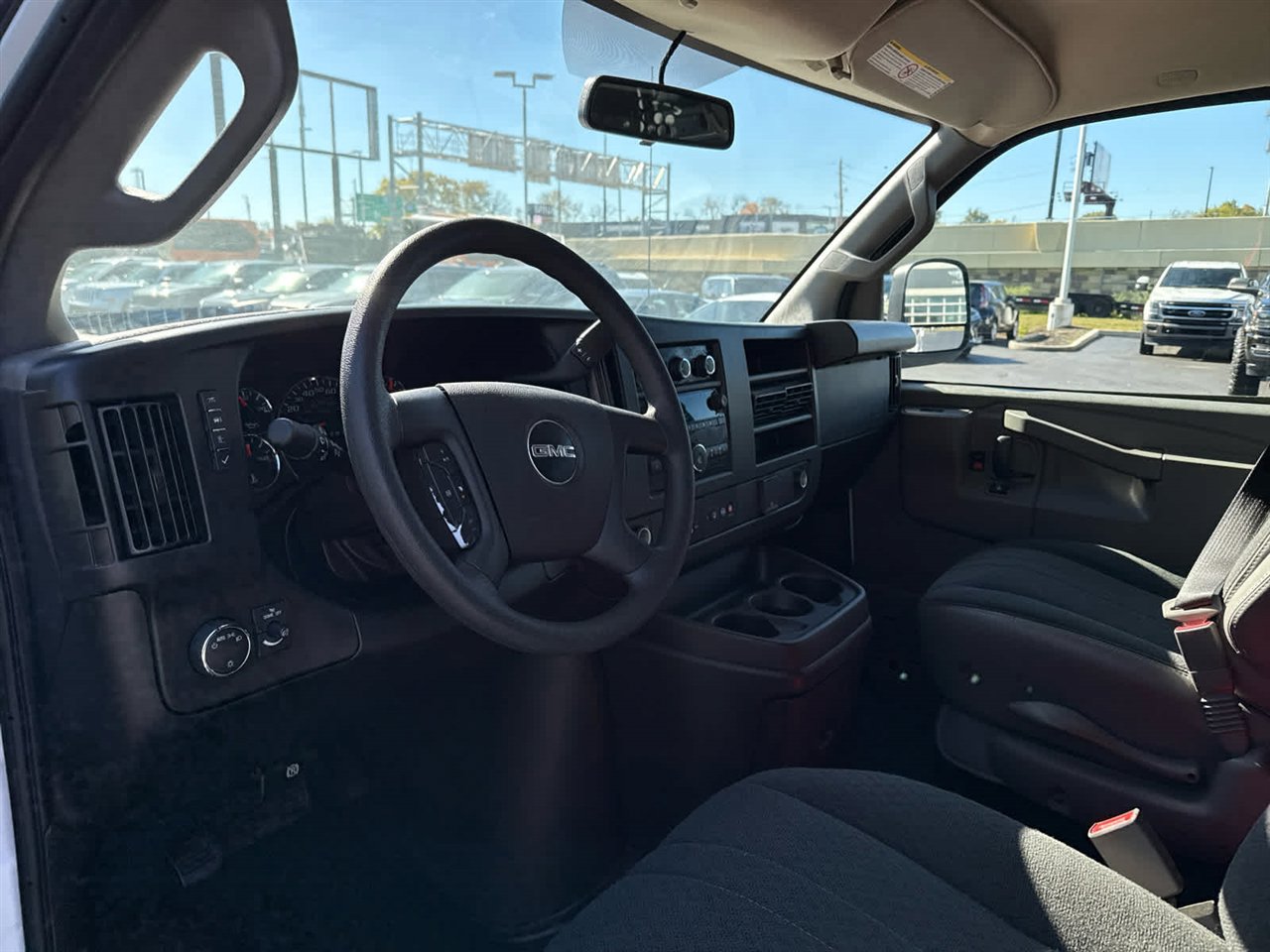 Used 2024 GMC Savana 2500 w/ Driver Convenience Package image 8