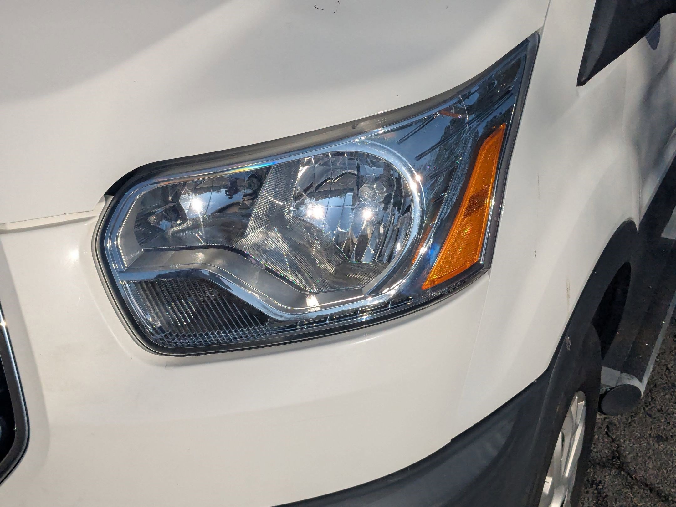 Used 2018 Ford Transit 250 130 Low Roof w/ Exterior Upgrade Package image 12