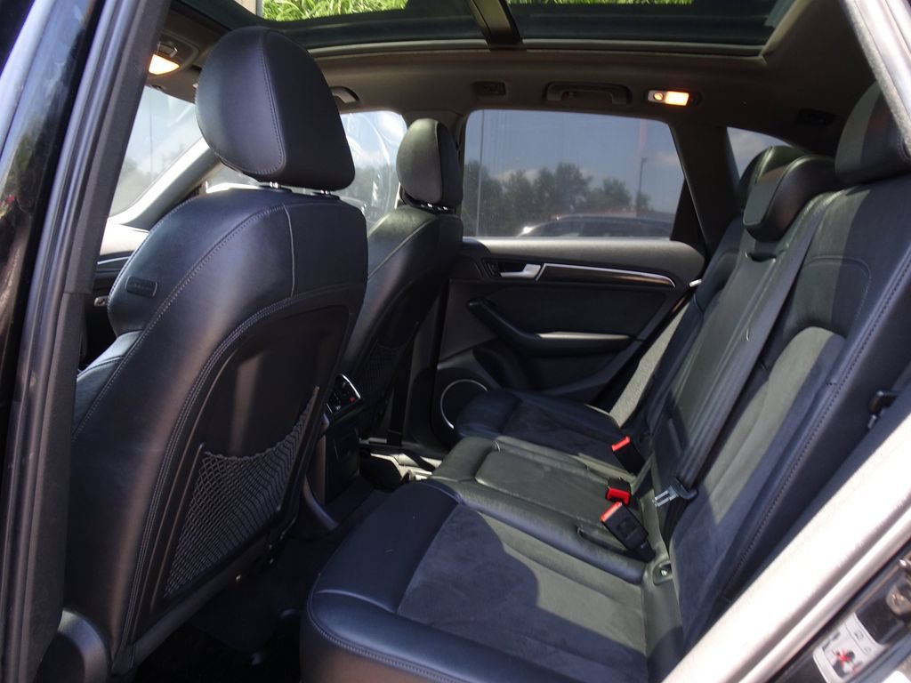Used 2015 Audi SQ5 Premium Plus w/ Technology Package AWD/4WD image 15