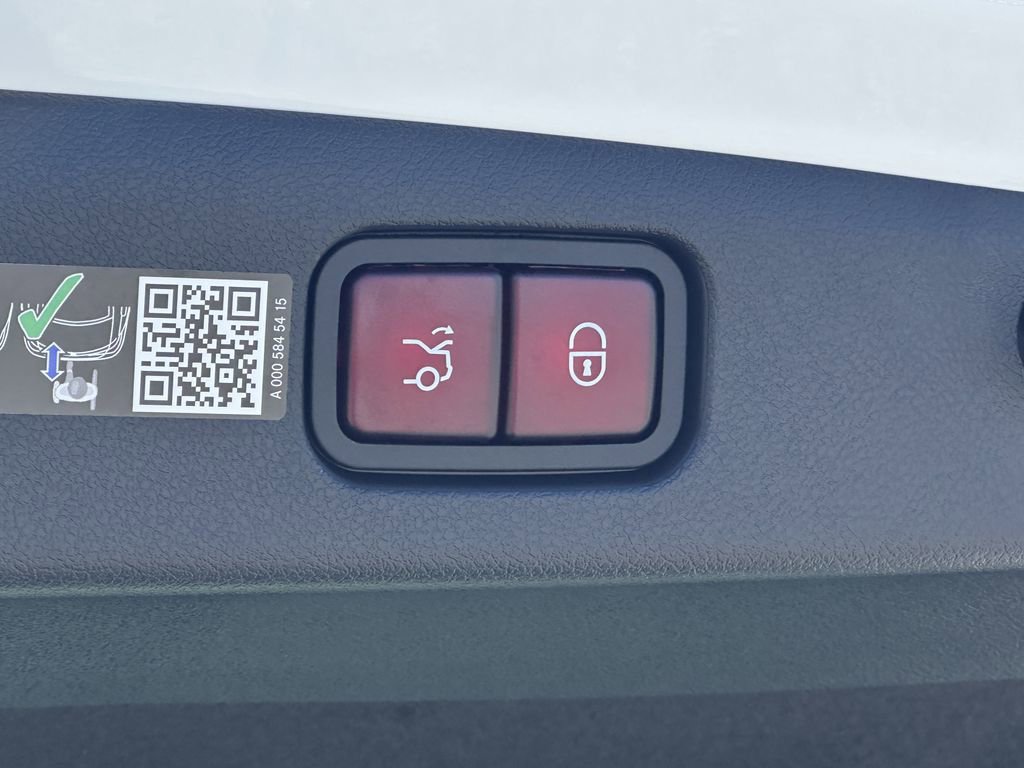 New 2026 Mercedes-Benz E 450 4MATIC Sedan image 22