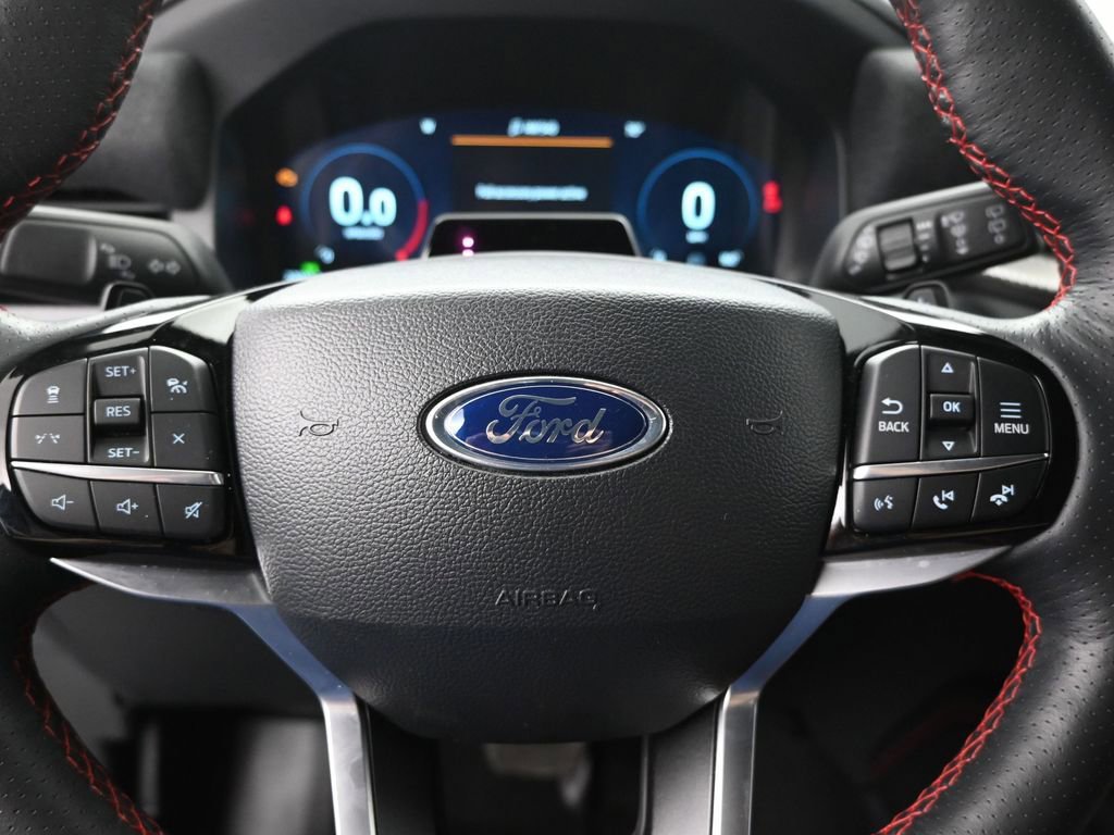 Used 2025 Ford Explorer ST image 11