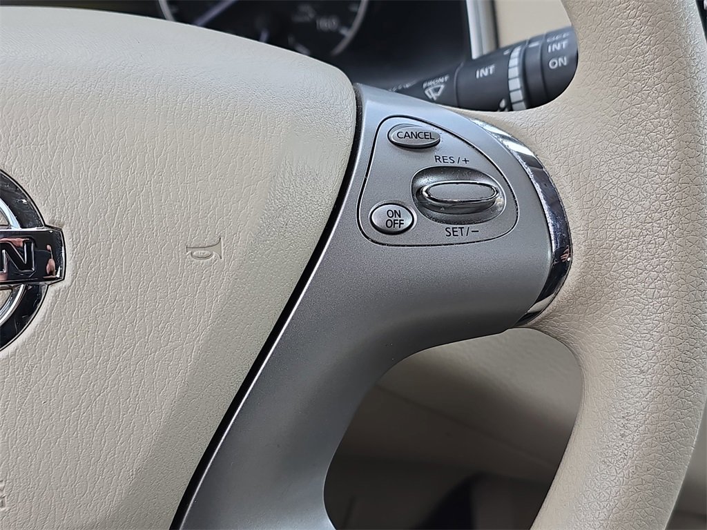 Used 2016 Nissan Murano S image 17