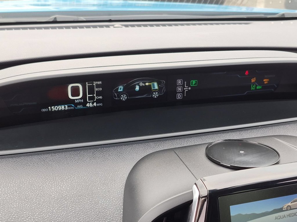 Used 2017 Toyota Prius Prime Advanced w/ Carpet Mat Package FWD image 12