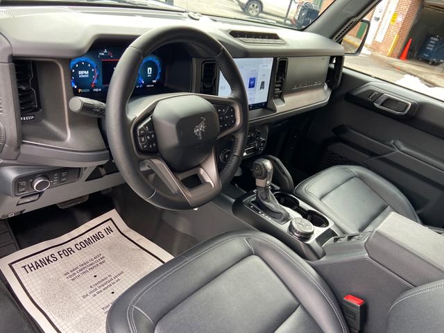 Used 2025 Ford Bronco Badlands image 23