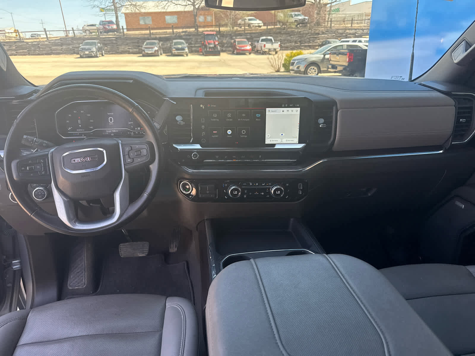 Used 2024 GMC Sierra 2500 SLT w/ SLT Convenience Package image 39