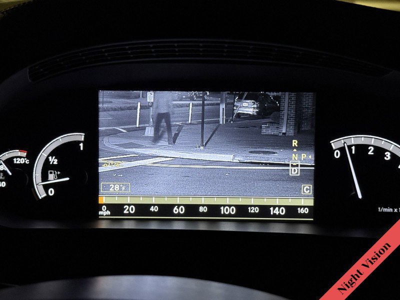 Used 2010 Mercedes-Benz CL 550 4MATIC image 49