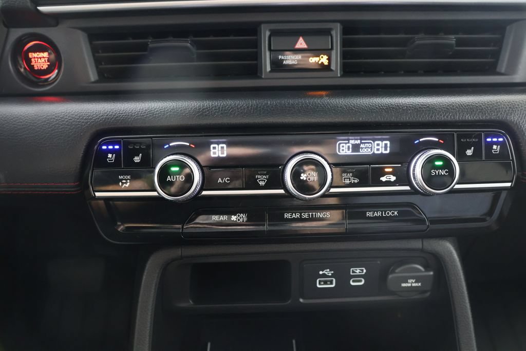 Used 2025 Honda Pilot Black Edition image 15