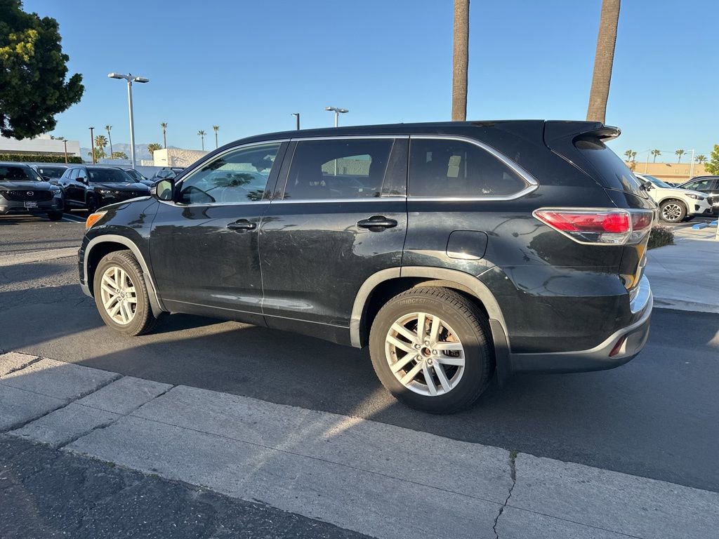 Used 2016 Toyota Highlander LE image 13